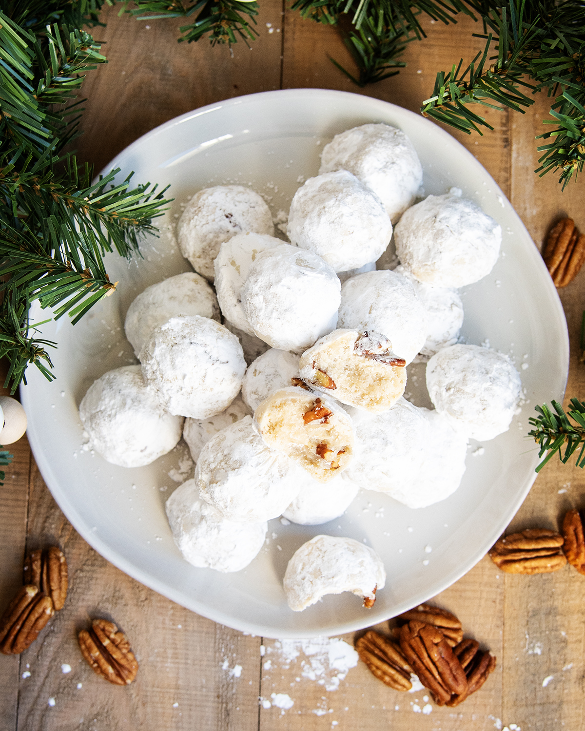 Pecan Snowball Cookies Best Christmas Desserts 1738