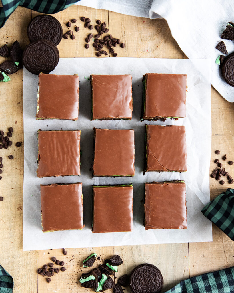 An above view of chocolate fudge on mint oreo brownies. 