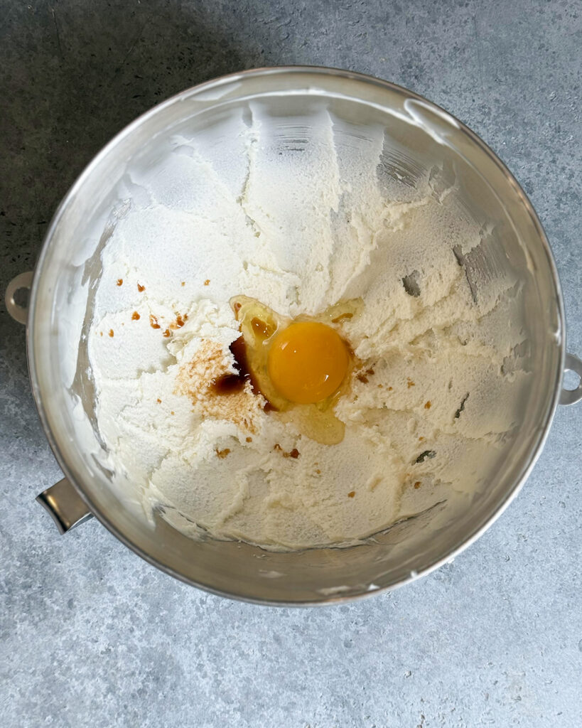 Creamed butter topped with an egg and vanilla extract.