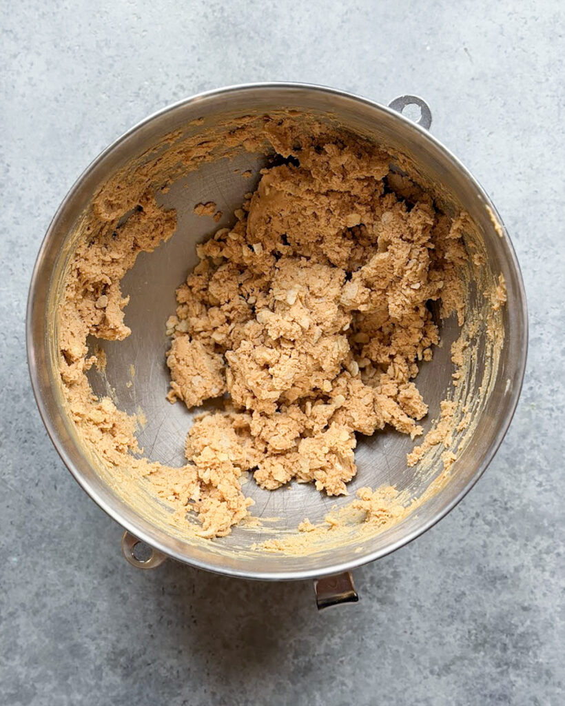 Crispy peanut butter powdered sugar filling.